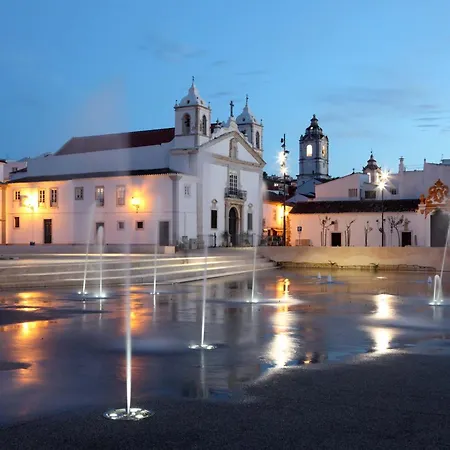 Apartament River View In